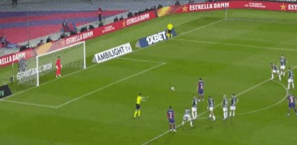 1699813657022036958.gif 巴萨.gif